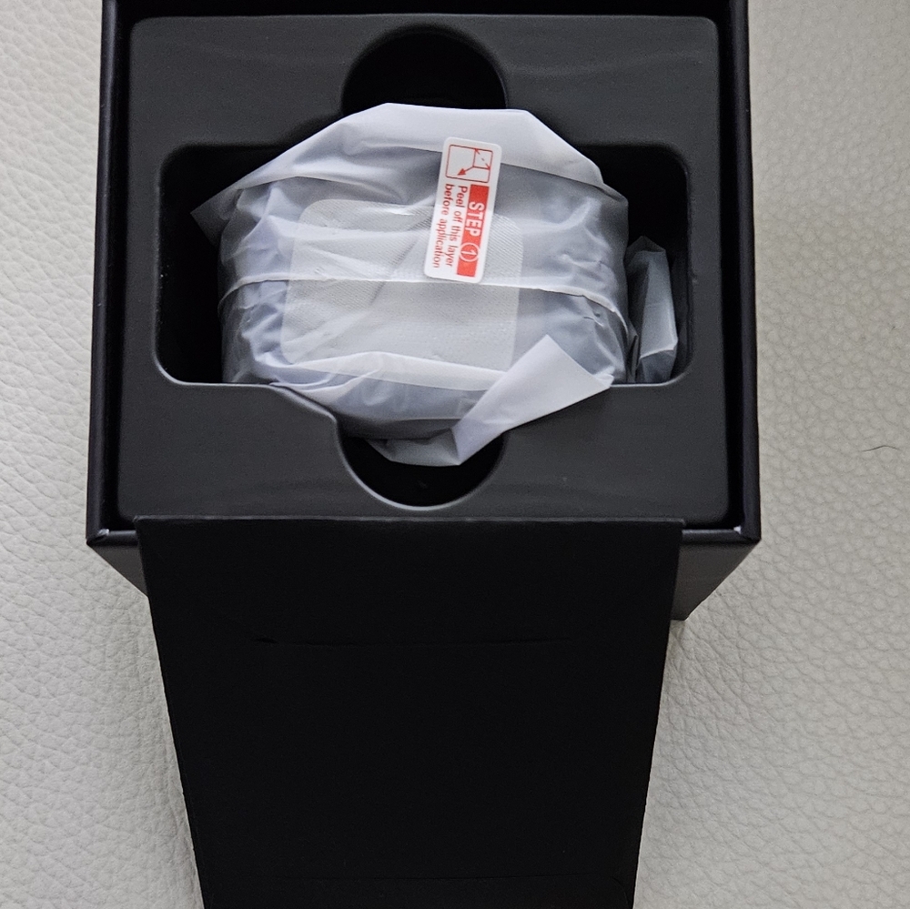3 in 1 Rugged Protector for Apple Watch - Picture 2 of 6